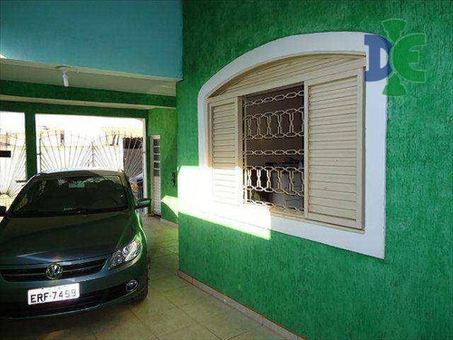 Sobrado Com 4 Dormitórios À Venda, 256 M² Por R$ 280.000,00 - Parque Dos Príncipes - Jacareí/sp - So0067