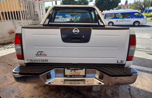 Imagen 8 de 14 de Nissan Frontier Le 2014