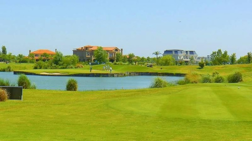 Imagen 8 de 13 de Terreno - El Golf
