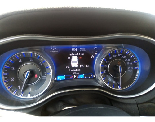 Imagen 10 de 10 de Chrysler 300c 3.6l V6 Ta