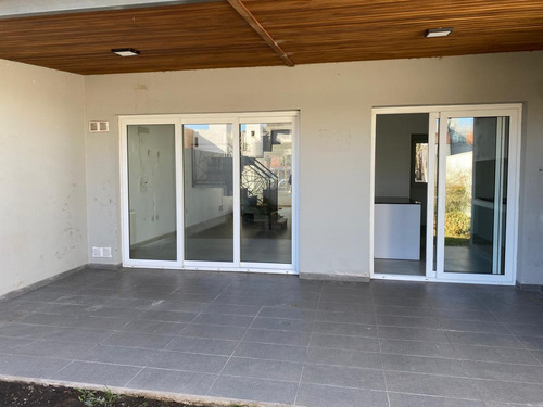 Dúplex En Alquiler En Greenville Ii De 3 Dormitorios