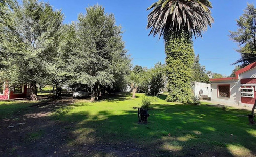 Casa Quinta Sobre Berutti, B° Peluffo, Cañuelas
