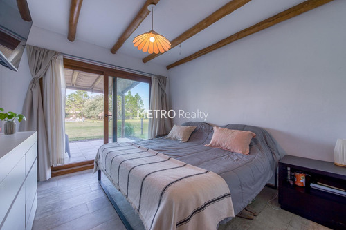 Casa En Venta Sobre Lote De 1 Hectarea En Loma Escondida, Open Door