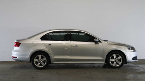 Volkswagen Vento 2.5 Luxury 170cv - 144699 - C