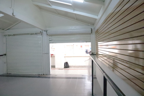 Odicina Local En Renta Sobre Río Churubusco Iztacalco Cdmx