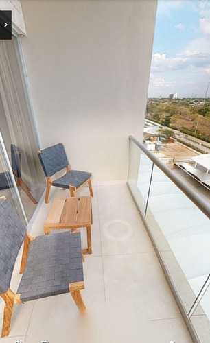 Departamentos(1r) En Venta En Torre Oceana En Vía Montejo