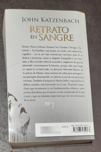 Libro Retrato En Sangre (Usado)