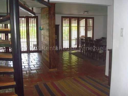 Imagen 6 de 17 de Livy Ramirez Vende Casa En Cumbres De Curumo Mls #22-16794