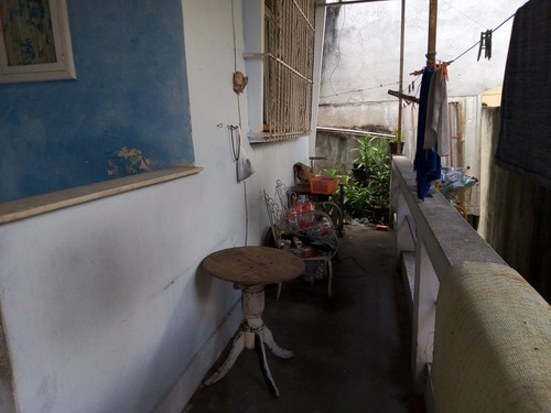 Imagem 12 de 13 de Casa De 2 Quartos Cozinha Banheiro Área De Serviços