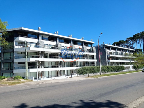 Venta Apartamento 1 Dormitorio Punta Del Este Braglia 8602