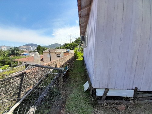 Casa De Madeira Á Venda - São João Me - Rua Antonio Rafael Isidoro