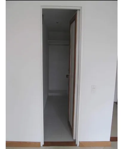 Rhbr-12333 (apto) Piso 3 (laureles)