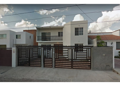 Casa En Remate En Santa Rosa Jáuregui, F-676