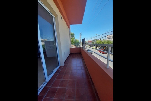 Imagen 5 de 10 de Departamento En Venta En Villa Luzuriaga