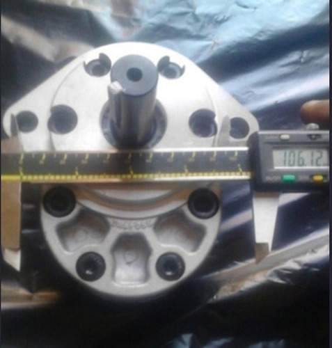 Imagen 7 de 12 de Bomba Hidráulica Danfoss 163y1073 De Cuña Diametro Eje 19mm