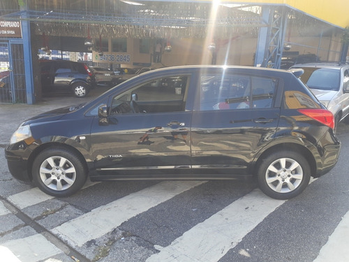 Nissan Tiida 2008 1.8 S 5p