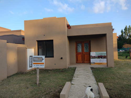 Duggan - Casa A Estrenar 2 Dorm - Ubicacion