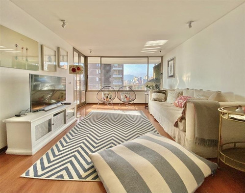 Departamento En Venta De 3 Dorm. En Las Condes