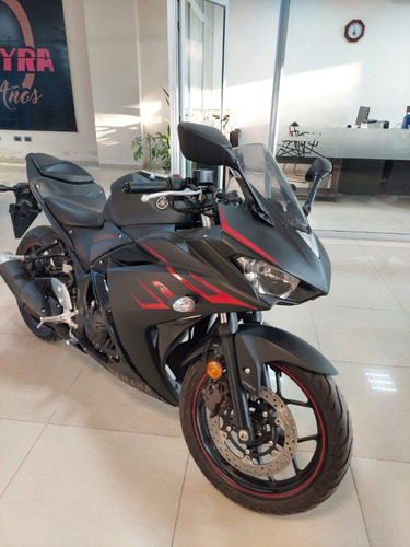 Imagen 8 de 9 de Yamaha R3