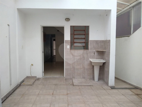 Imagem 11 de 30 de Sobrado A Venda Com 2 Dorm. 2 Banh. 2 Vagas. Em Excelente Localização, Próximo Ao Jardim Marajoara. - Reo512961