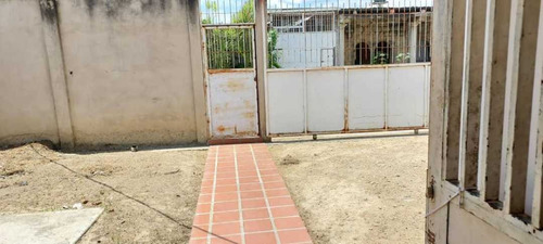 Imagen 2 de 16 de Casa En La Crocrera Palo Negro Aragua
