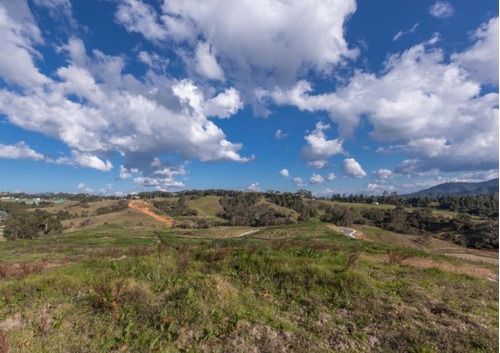 Lote En Parcelación Para Venta En Envigado - Alto De Palmas