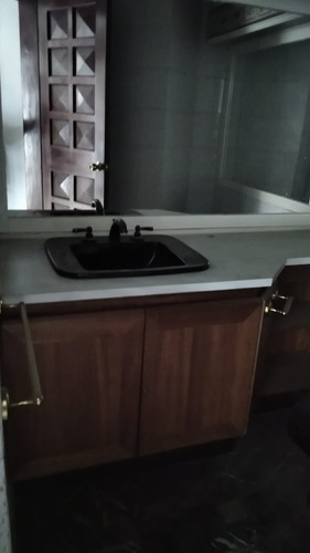 Imagen 17 de 18 de Espectacular Departamento Xtra Lujo 245m2 Acabado Europeo Marmol Italiano. Garages Cubiertos V E N D O D O P O R T U N I D A D $. 880/m2 Por Viaje.. Abajo Del Cc El Bosque. Regalo Urgente Pilas