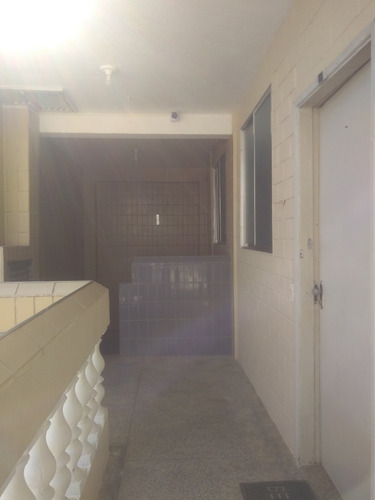 Apartamento 70 Metros Da Praia R$ 160 Mil
