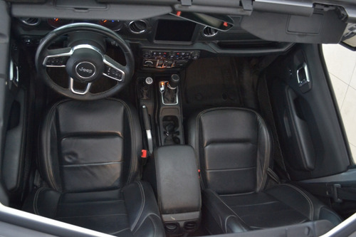 Imagen 9 de 13 de Jeep Wrangler Sahara Unlimited 2019