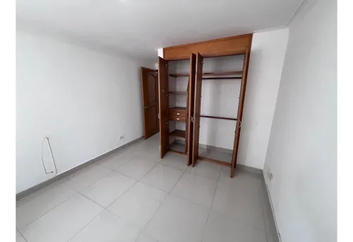 136m2 Apartamento En Laureles