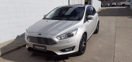 Ford Focus Titanium