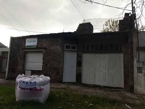 Edificación A Reciclar Sobre Calle Vieytes Al 1500 Banfield