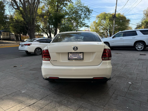 Volkswagen Vento 1.6 Starline Mt