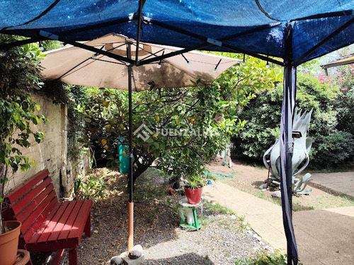 Casa En Venta De 2 Dorm. En Macul