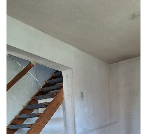 Venta Casa Dos Pisos 3dorm. 1baño Comuna El Bosque