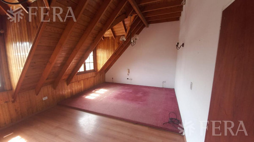 Imagen 21 de 30 de Venta Casa 5 Ambientes Con Cochera, Fondo Con Piscina Y Quincho En Quilmes (30689)