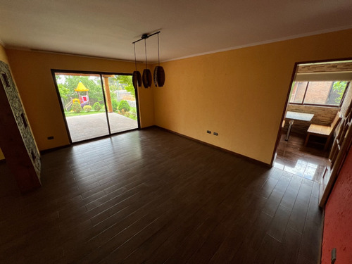 Lujosa Y Exclusiva Casa En Venta En Lo Cañas