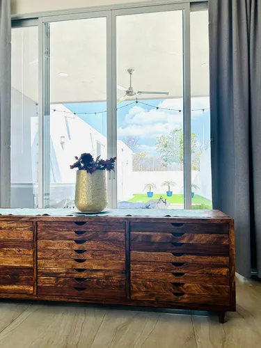 Casa De Una Planta Equipada Y Amueblada De Tres Habitaciones Y Piscina