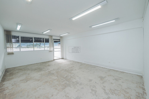 Imagem 2 de 9 de Salas Comerciais À Venda Com 97.55m² Por R$ 350.000,00 - Curitiba / Pr - Sl 1907