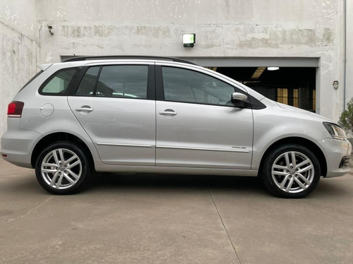 Volkswagen Suran 1.6 Imotion Highline 110cv Lucas Semini
