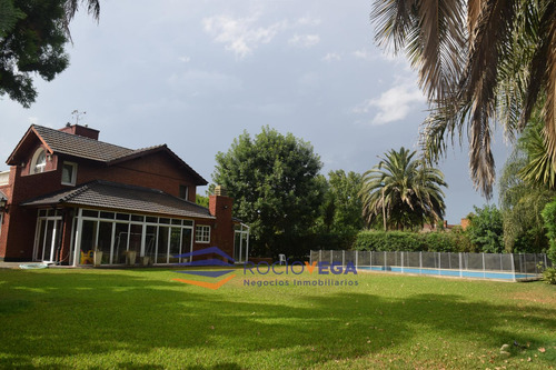 Casa A La Venta En Country Banco Provincia