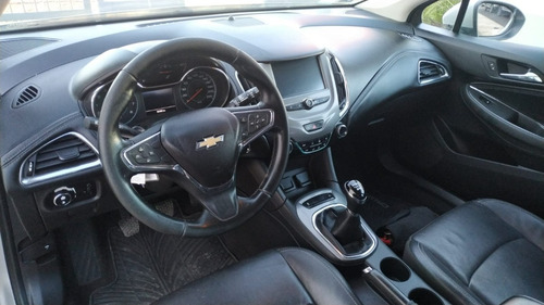Imagen 9 de 11 de Chevrolet Cruze Lt