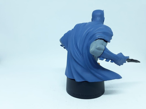 Imagem 5 de 10 de Action Figure Coleção Dc Miniatura Batman Novo Com Revista