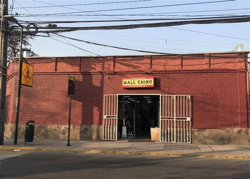 Imagen 1 de 4 de Local Comercial En Venta En Lo Barnechea