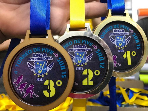 Imagen 2 de 9 de Kit 3 Medallas Mdf Con Impresión Digital