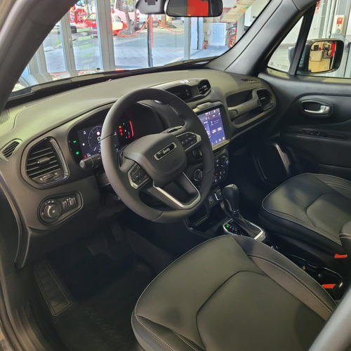 Jeep Renegade C