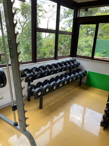 Dumbells Injetados Par De 12 Kg A 20 Kg + Suporte + Kit