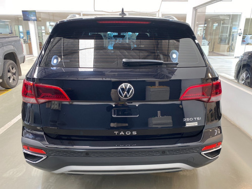 Imagen 23 de 25 de Volkswagen Taos Higline Ma