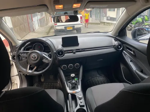 Mazda 2 1.5 Touring