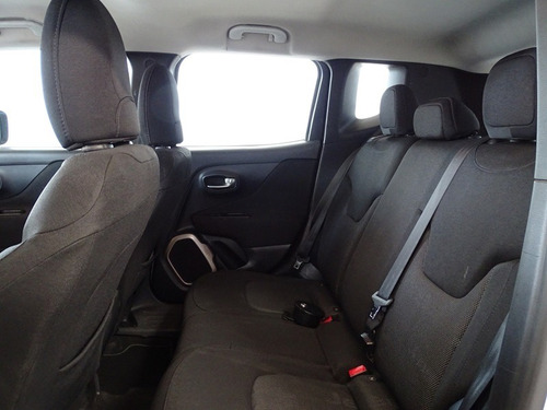 Imagem 8 de 12 de Jeep Renegade Longitude 1.8 4x2 (aut) (flex)